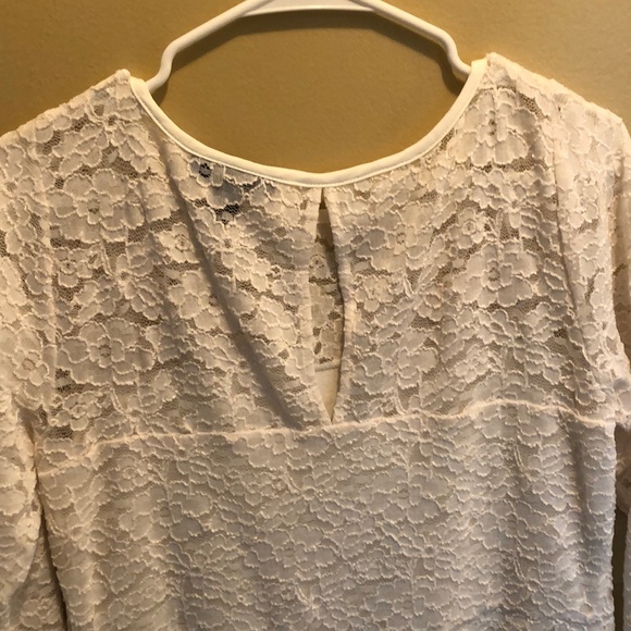 White Floral Maternity Shirt - Picture 2 of 4